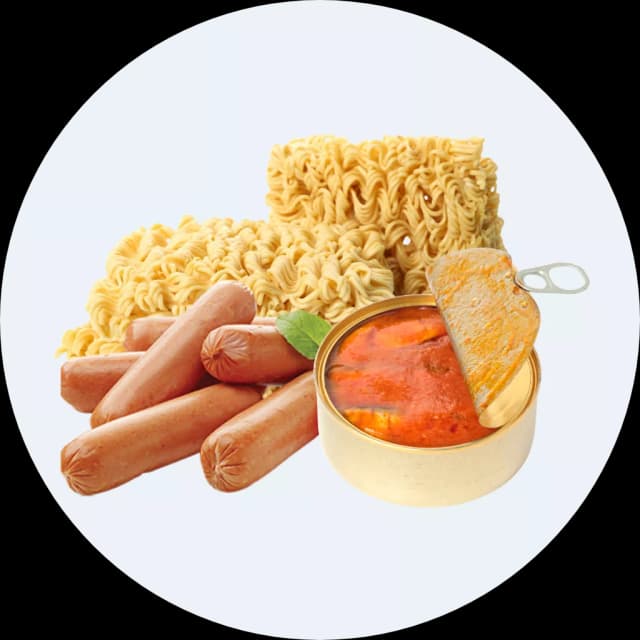 Mì gói, xúc xích, đồ hộp