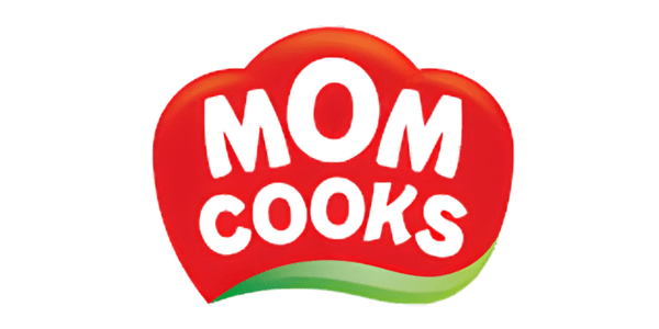 MOM COOKS